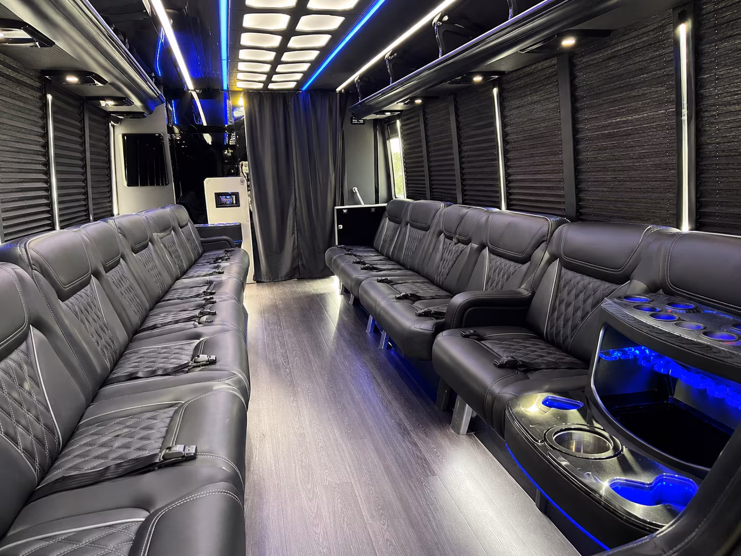 party buses for concerts at the musikfest cafe and artsquest