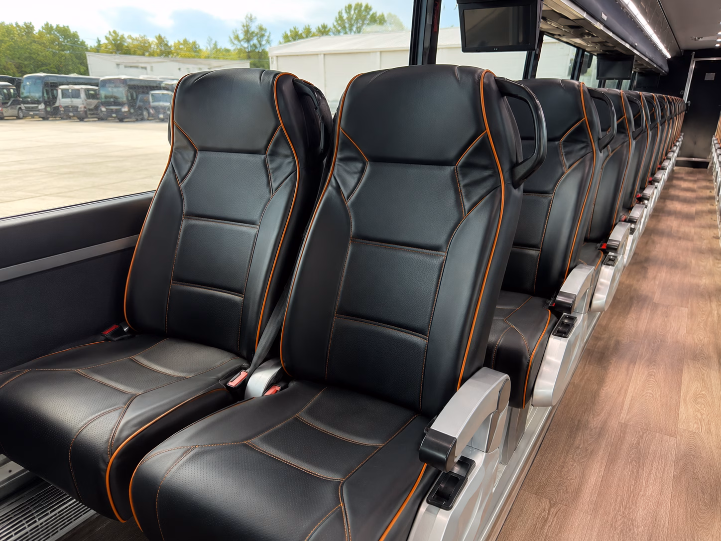 wine tour buses during musikfest celtic classic and allentown fair season